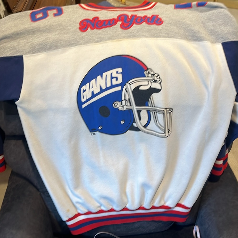 Lawerence Taylor #56 Giants vintage sweatshirt - Picture 7 of 7